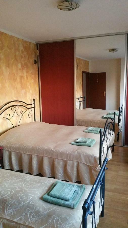Cristalex Villaverde Bucharest Pantelimon Kültér fotó